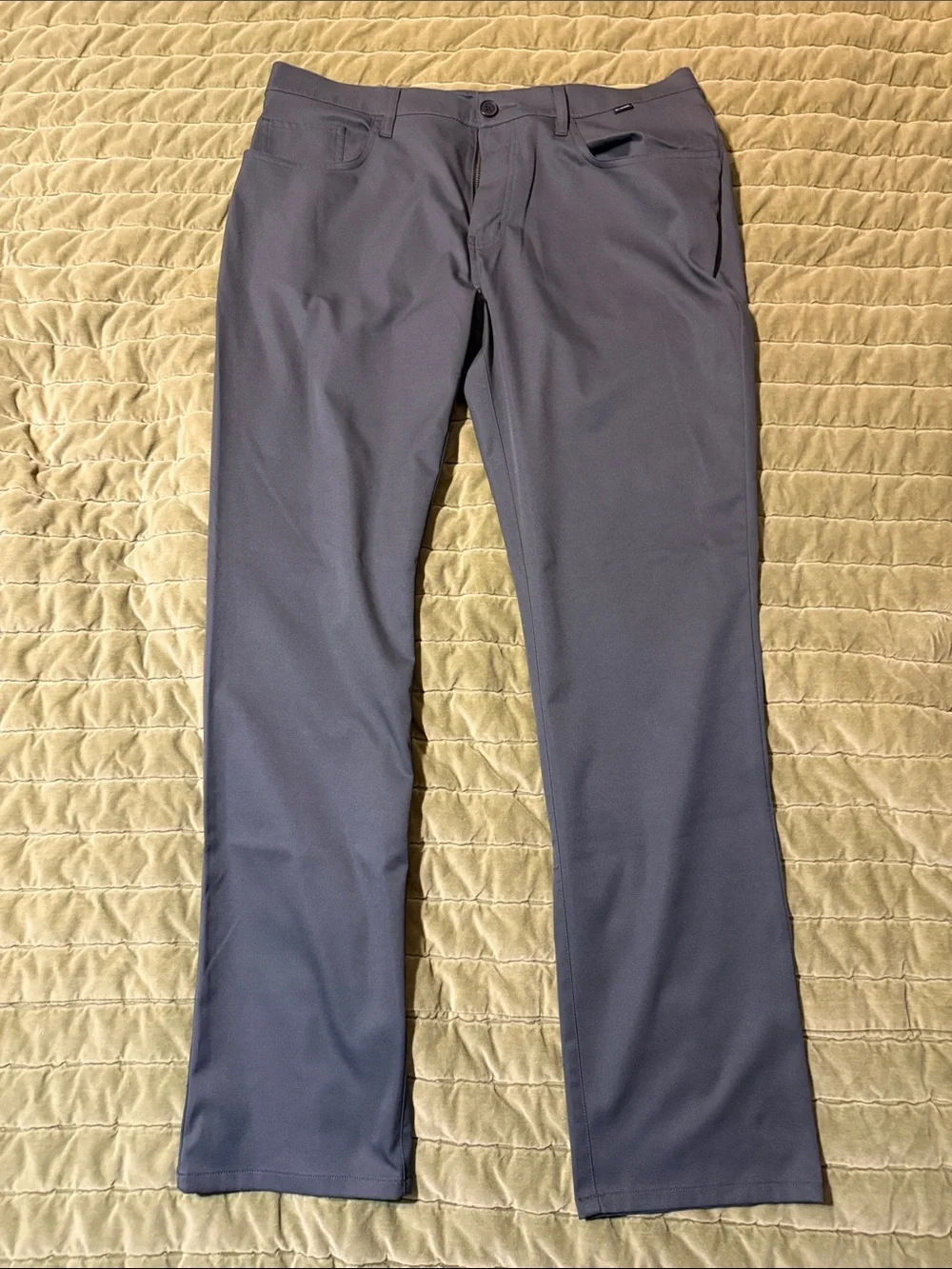 Travis Mathew 36 Men's Straight-Leg Dark Gray Performance Pants